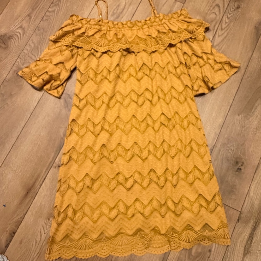 ViVI Mustard One-Shoulder Lace Ruffle Dress